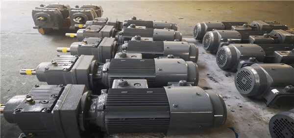 R87斜齒輪減速電機發貨 R87斜齒輪減速電機發貨