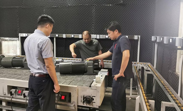 士元電機歡迎烘干設備熊總來廠區考察! (2).jpg